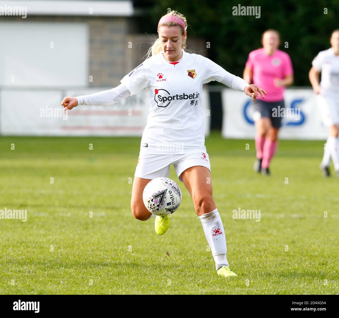 Horley, Regno Unito. 11 Ottobre 2020. Ocean Rolandsen of Watford Ladies durante la Lega nazionale delle donne fa - Southern Premier Division match tra Crawley Wasps Ladies e Watford Ladies a Horley Town il 11 ottobre 2020 a Horley, Inghilterra Credit: Action Foto Sport/Alamy Live News Foto Stock