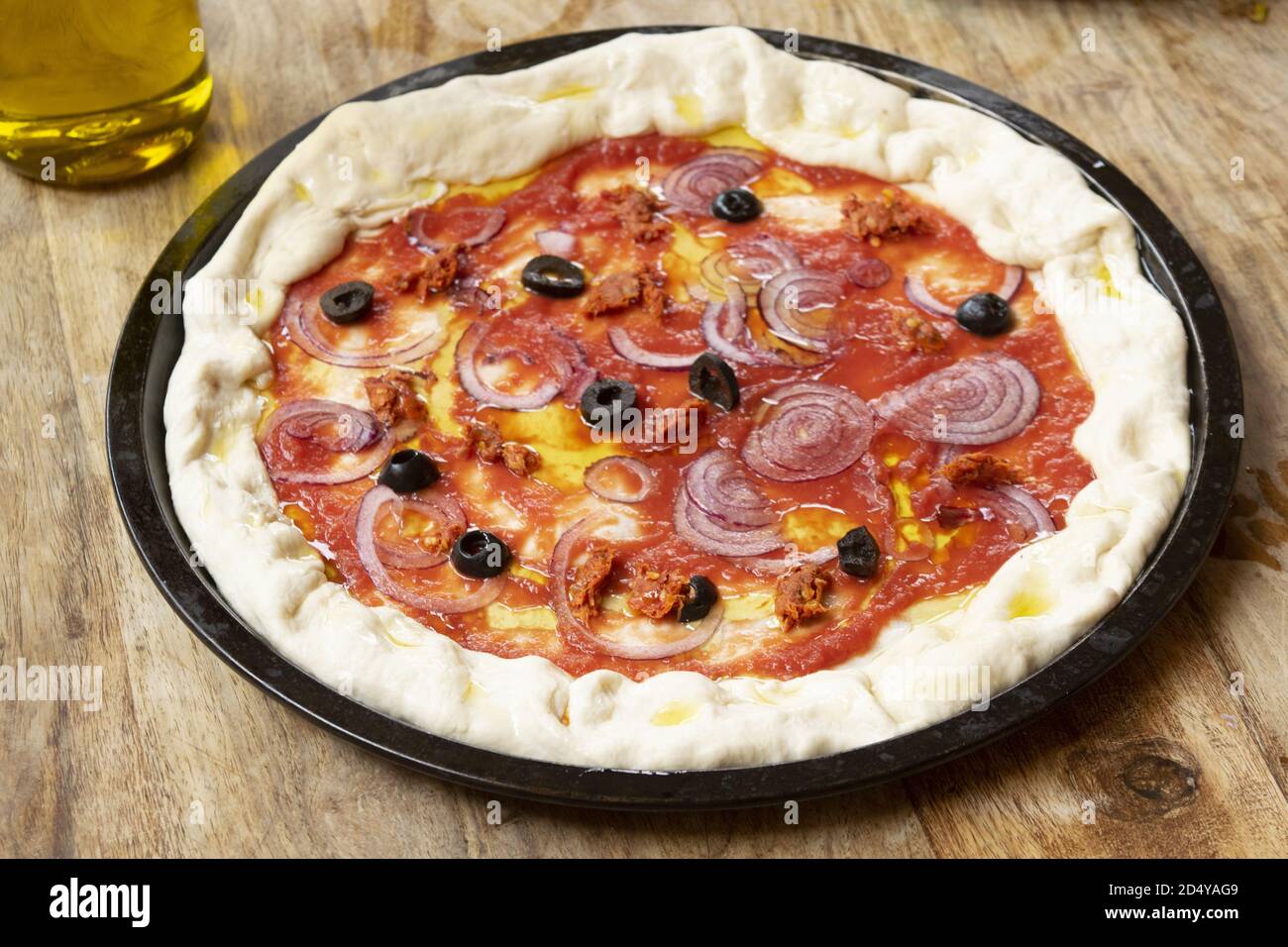 pizza tradizionale calabrese con cipolle tropea e nduja Foto Stock