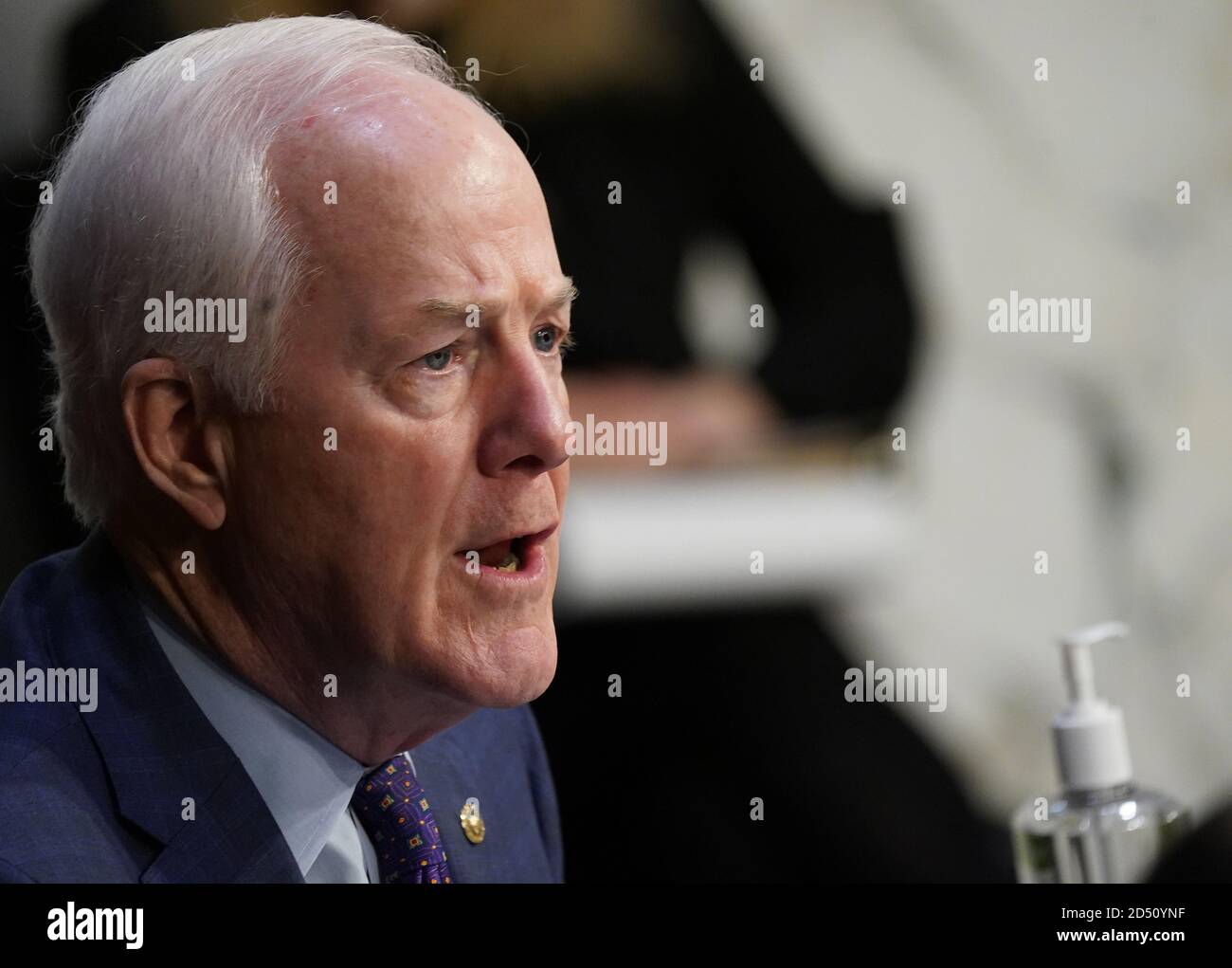 Washington, Stati Uniti. 12 Ott 2020. Il senatore John Cornyn parla all'audizione di conferma del Comitato giudiziario del Senato per il giudice nominato dalla Corte Suprema Amy Coney Barrett su Capitol Hill a Washington, DC, lunedì 12 ottobre 2020. Le audizioni dovrebbero durare quattro giorni. Se confermato, Barrett sostituirà Justice Ruth Bader Ginsburg, morto il mese scorso. Foto di Kevin Dietsch/UPI Credit: UPI/Alamy Live News Foto Stock