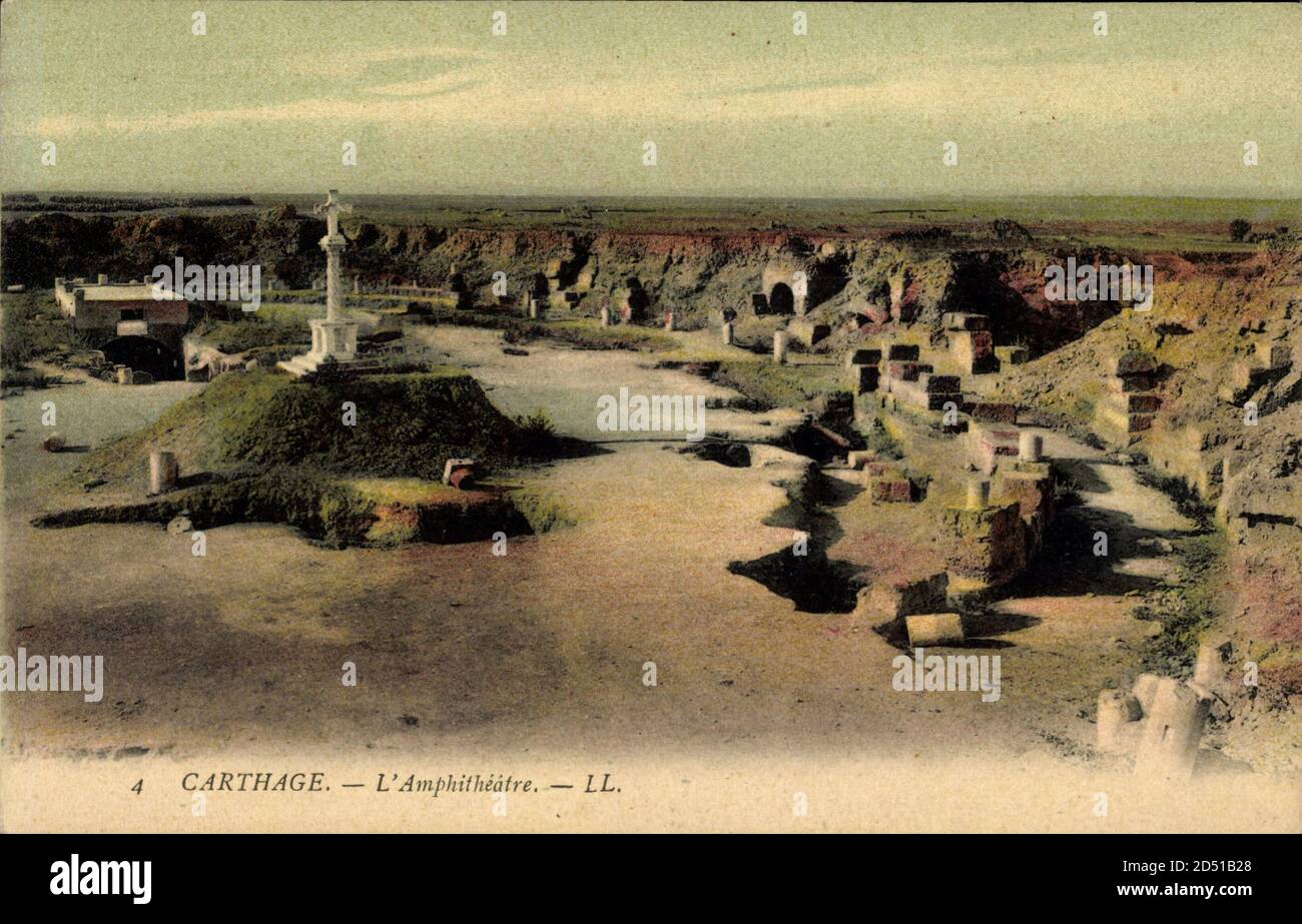 Carthage Tunesien, Blick auf das Amphitheatre, Kreuz, Ruinen | utilizzo in tutto il mondo Foto Stock