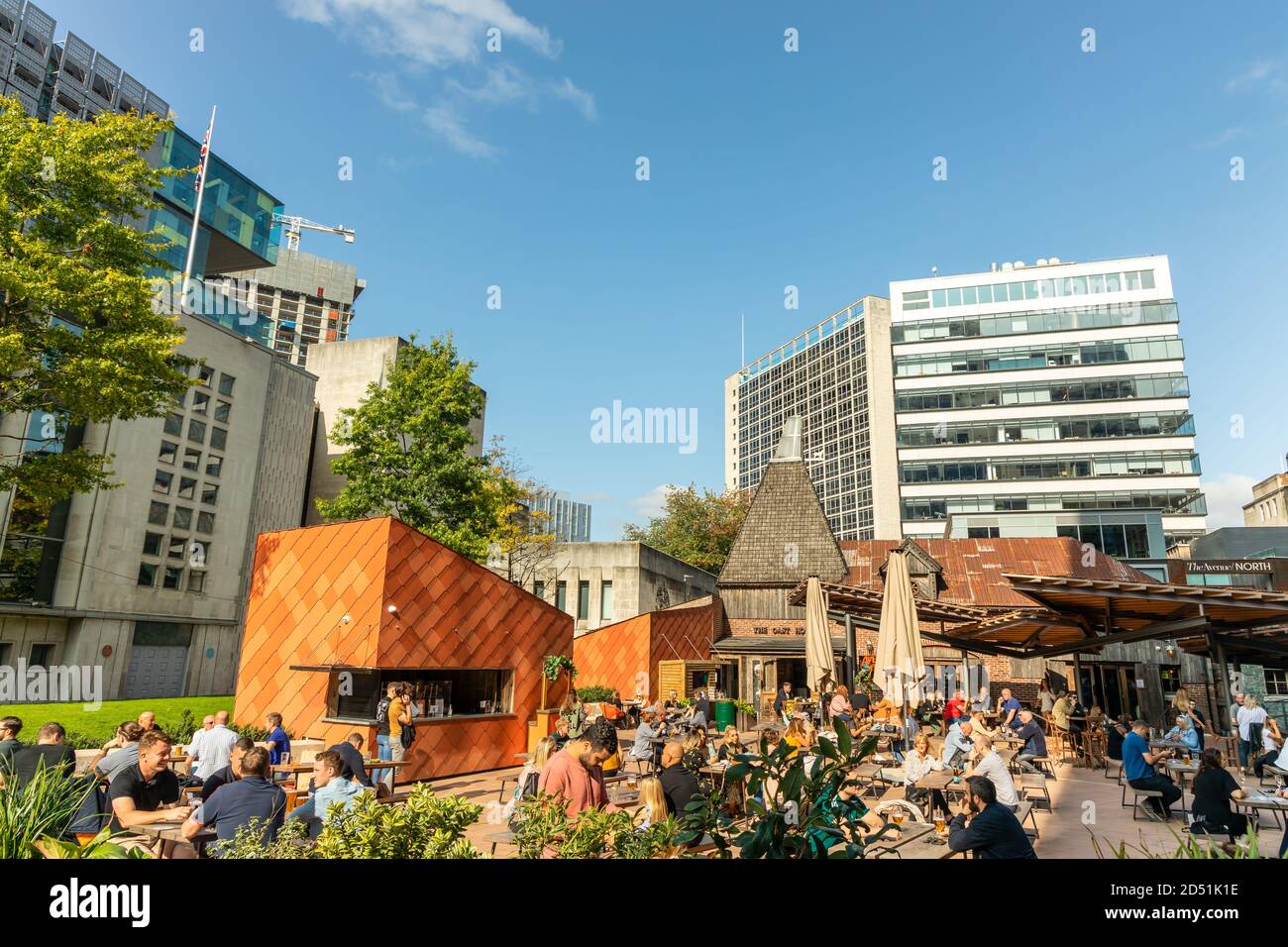 Famoso ristorante all'aperto con musica dal vivo a Spinningfields, nel centro di Manchester. Foto Stock