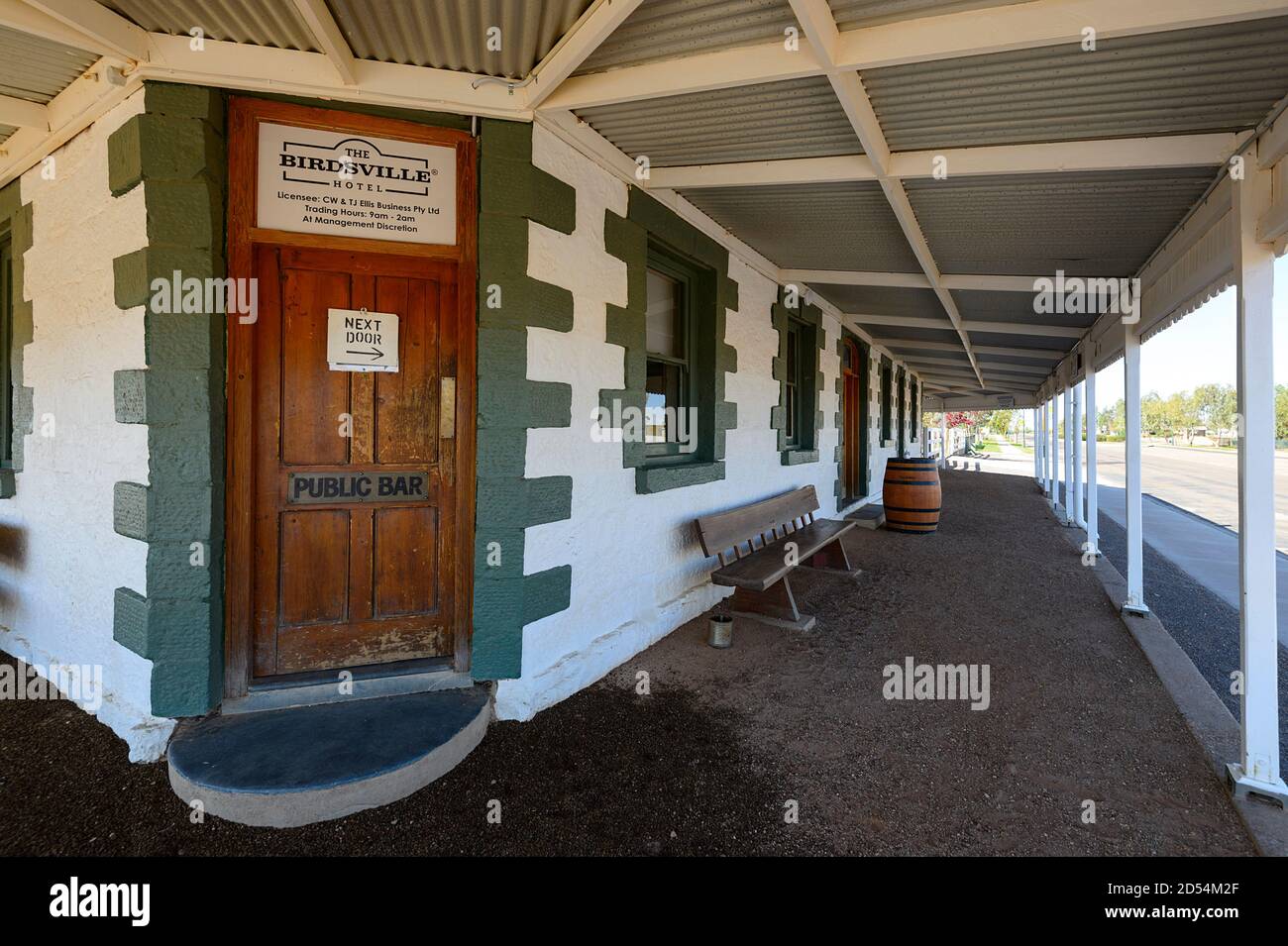 Il Birdsville Hotel e' un iconico pub Outback, patrimonio dell'umanità, 1884, Birdsville, Queensland, QLD, Australia Foto Stock