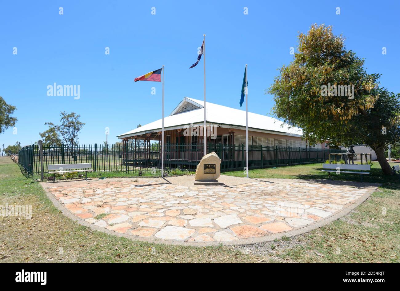 Community Hall è un ex municipio patrimonio dell'umanità, costruito nel 1923, a Camooweal, Barkly Highway, City of Mount Isa, Queensland, Australia Foto Stock