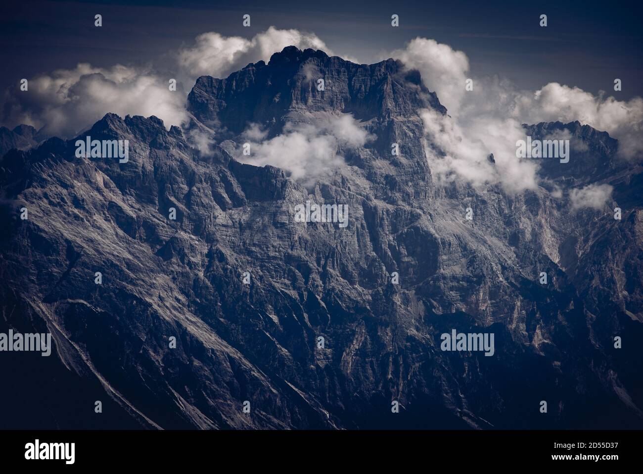 Monte Pelmo parete Nord sulla catena montuosa del Pelmo , Dolomiti UNESCO Foto Stock