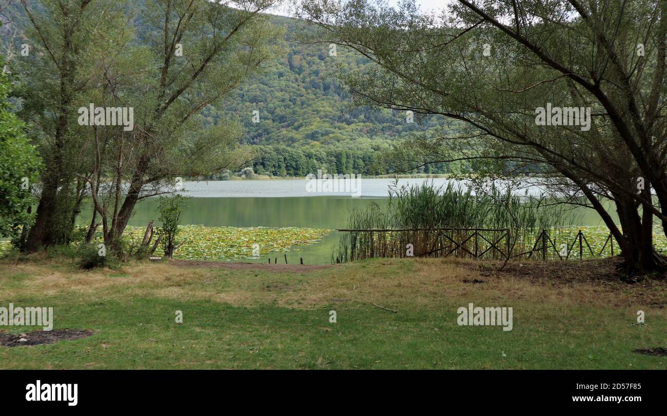 Monticchio - Scorcio del Lago Grande Foto Stock