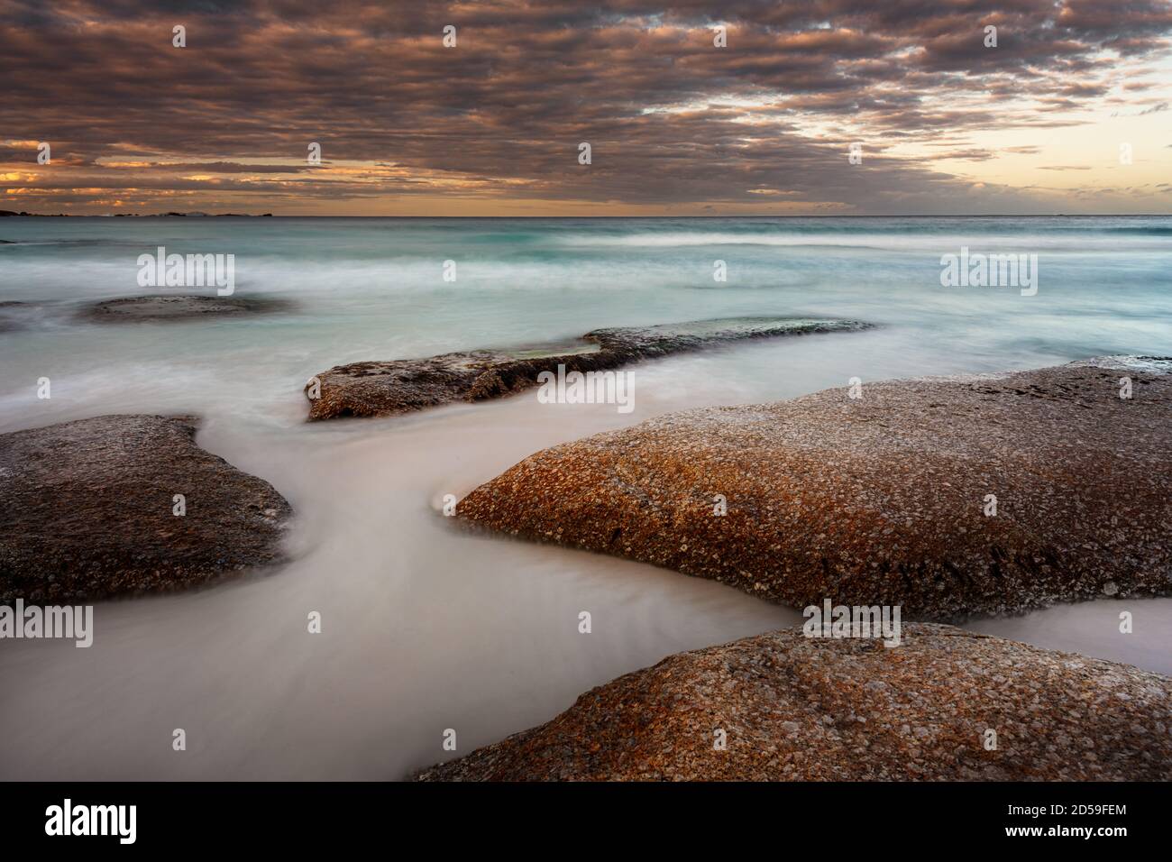 Tramonto a picnic Cove nel Parco Nazionale di Mount William. Foto Stock