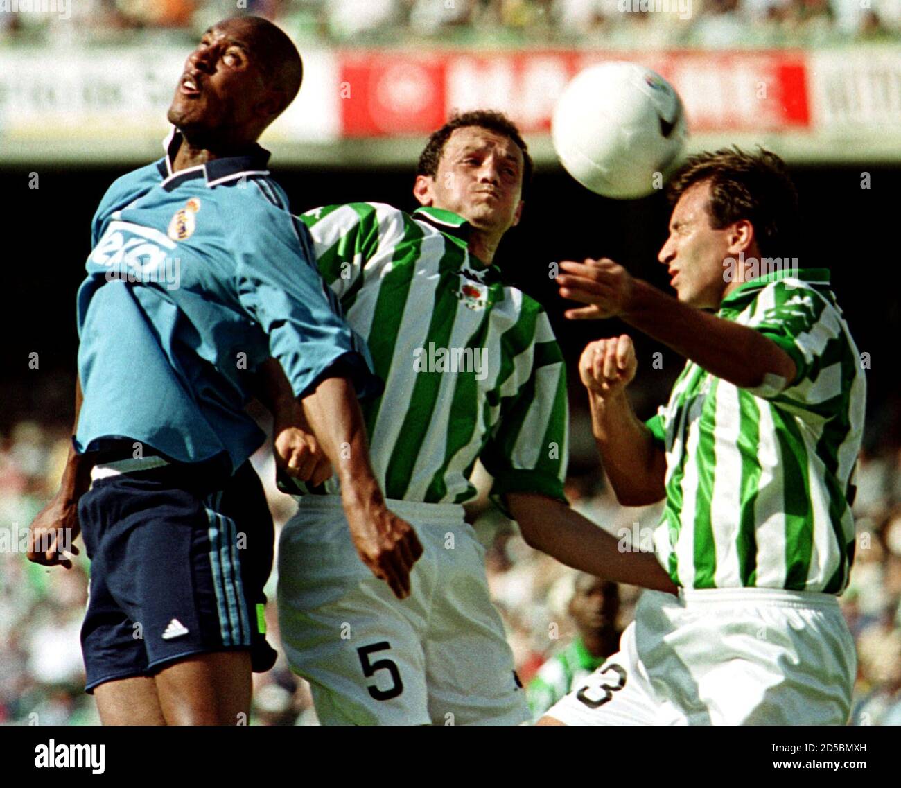Реал мадрид 2002 yil betis Реал мадрид 2002 yil betis