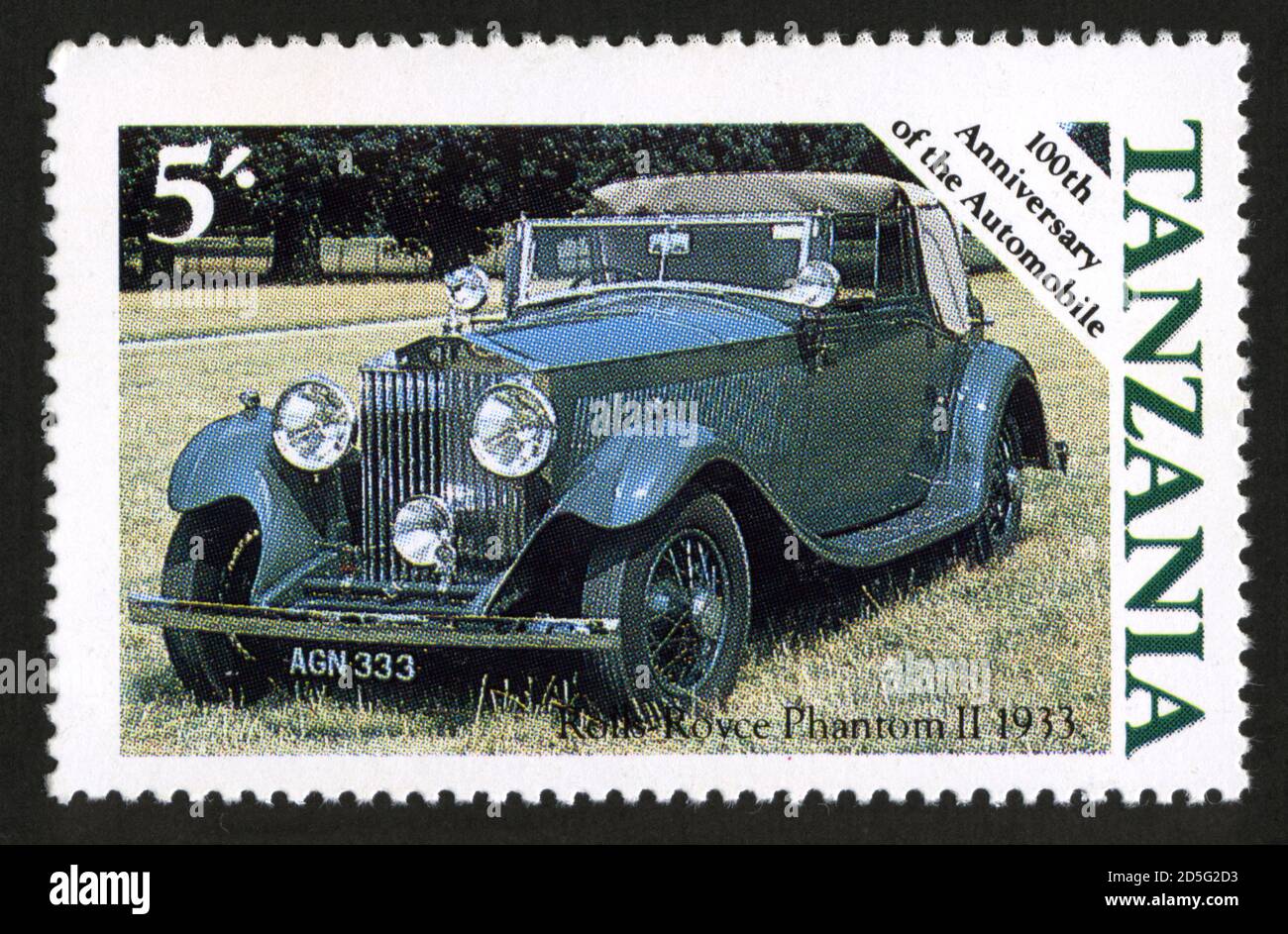 Stampa di francobolli in Tanzania, auto classiche, centesimo anniversario dell'automobile, Rolls-Royce Phantom II 1933 Foto Stock