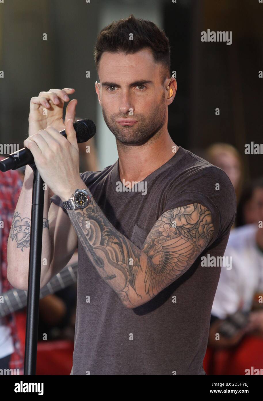 Adam Levine 2011, Foto di John Barrett/PHOTOlink Foto Stock