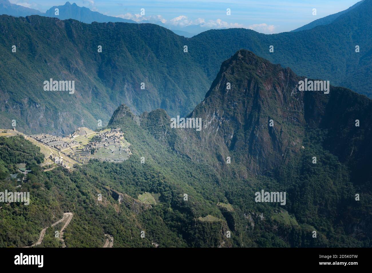 Panorama del sito archeologico di Machu Picchu, Perù Foto Stock