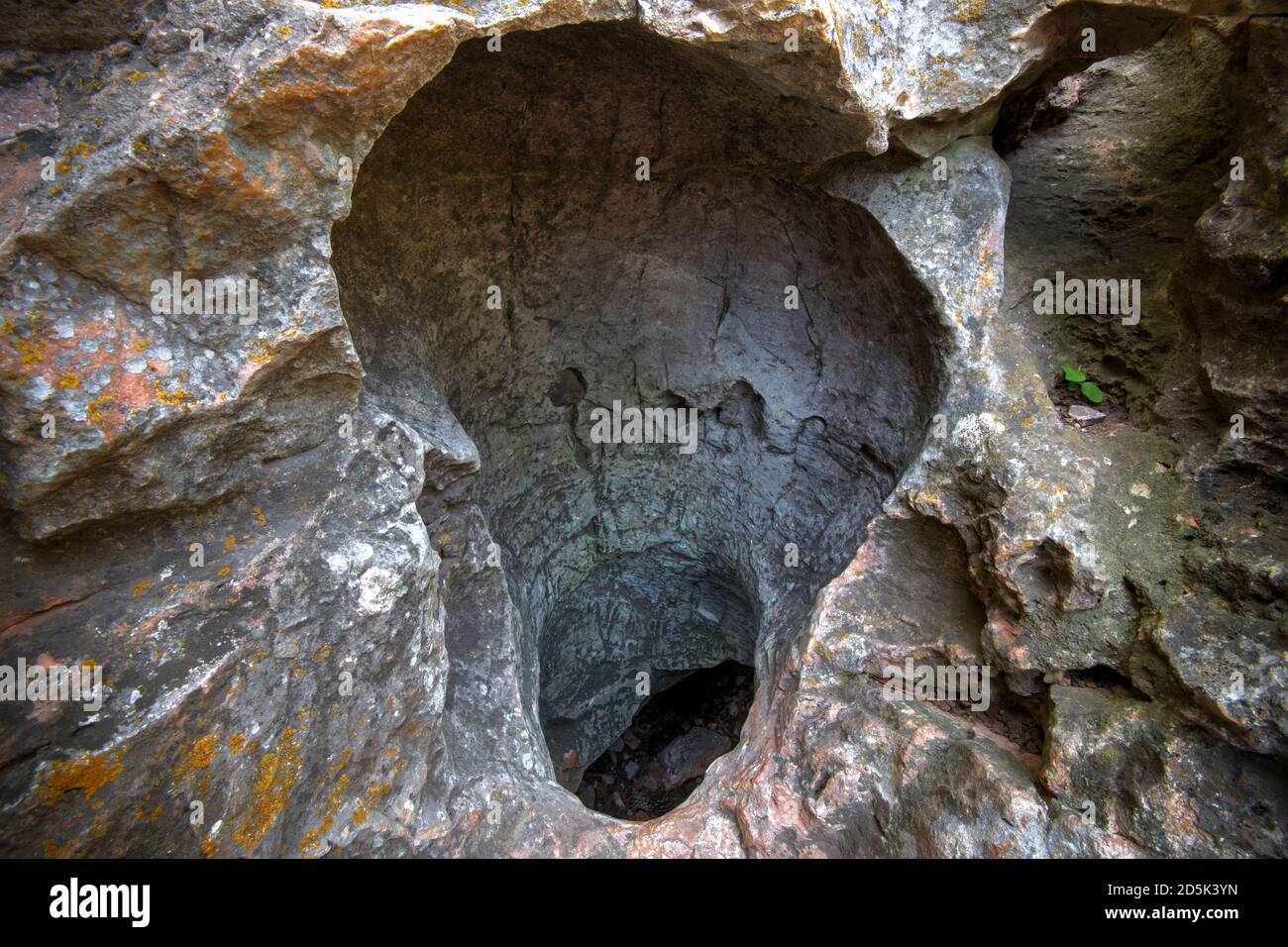 Ingresso naturale alla Wind Cave, al Wind Cave National Park, South Dakota, Stati Uniti d'America Foto Stock