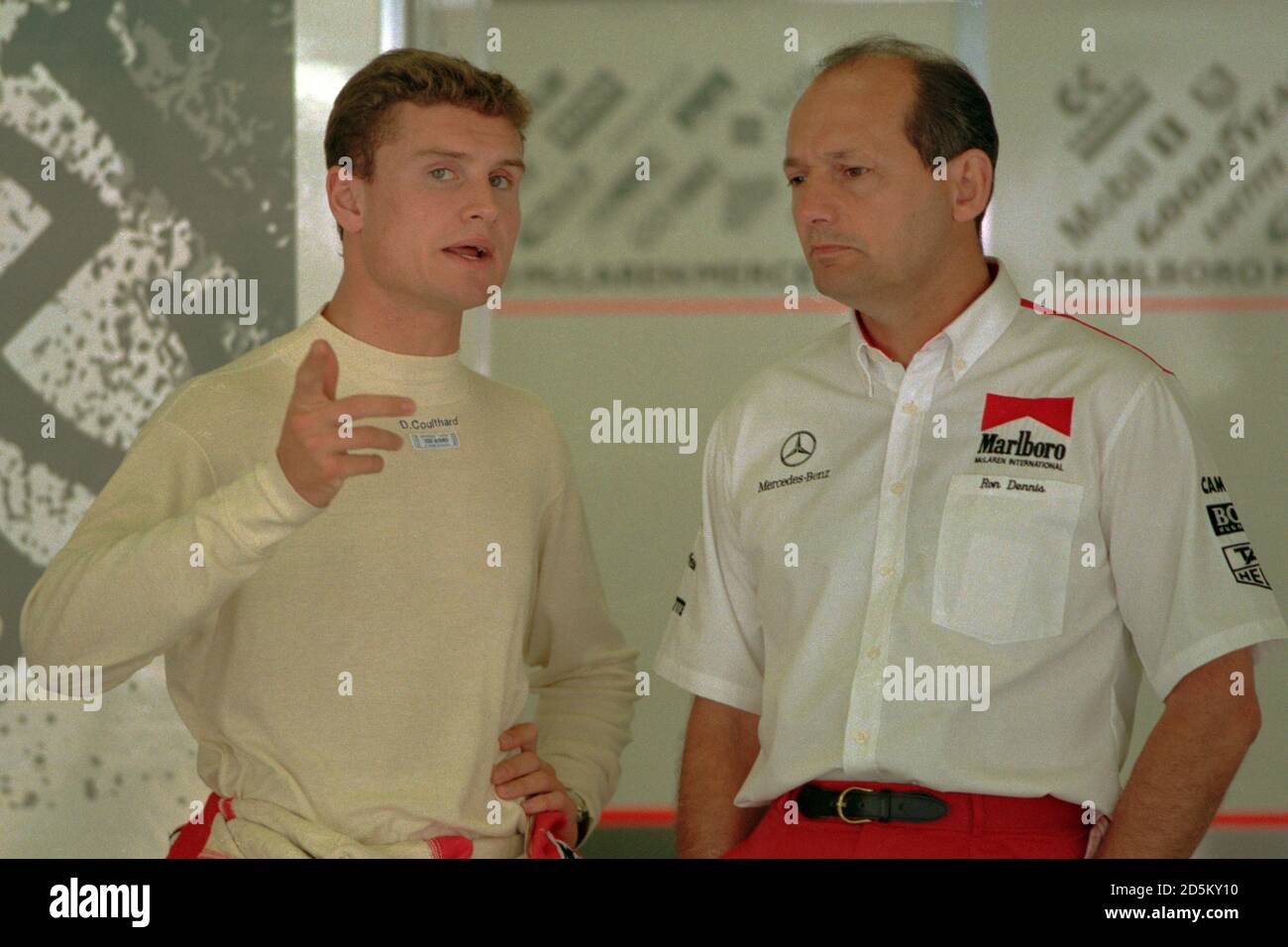 David Coulthard descrive come il suo motore è saltato fino alla McLaren Capo Ron Dennis Foto Stock