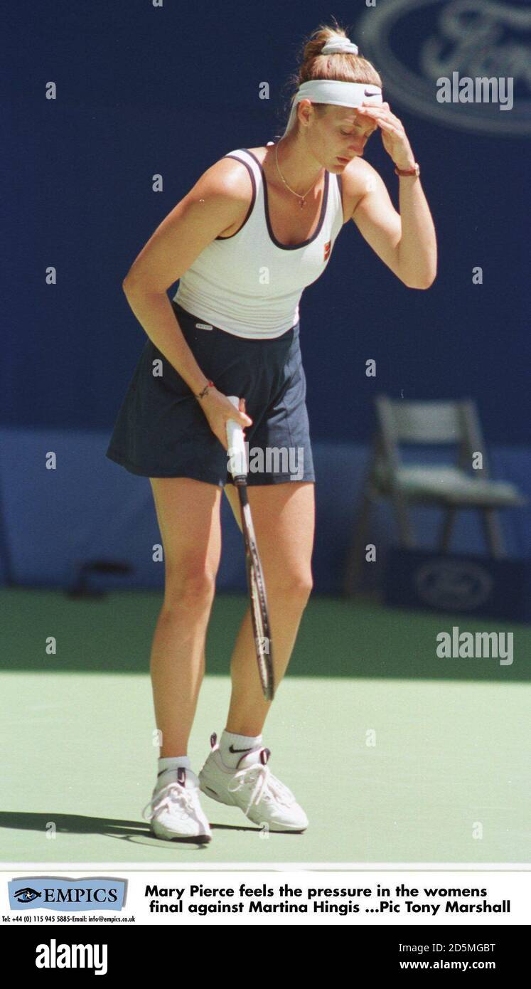 Mary Pierce sente la pressione nelle donne finali contro Martina Hingis Foto Stock