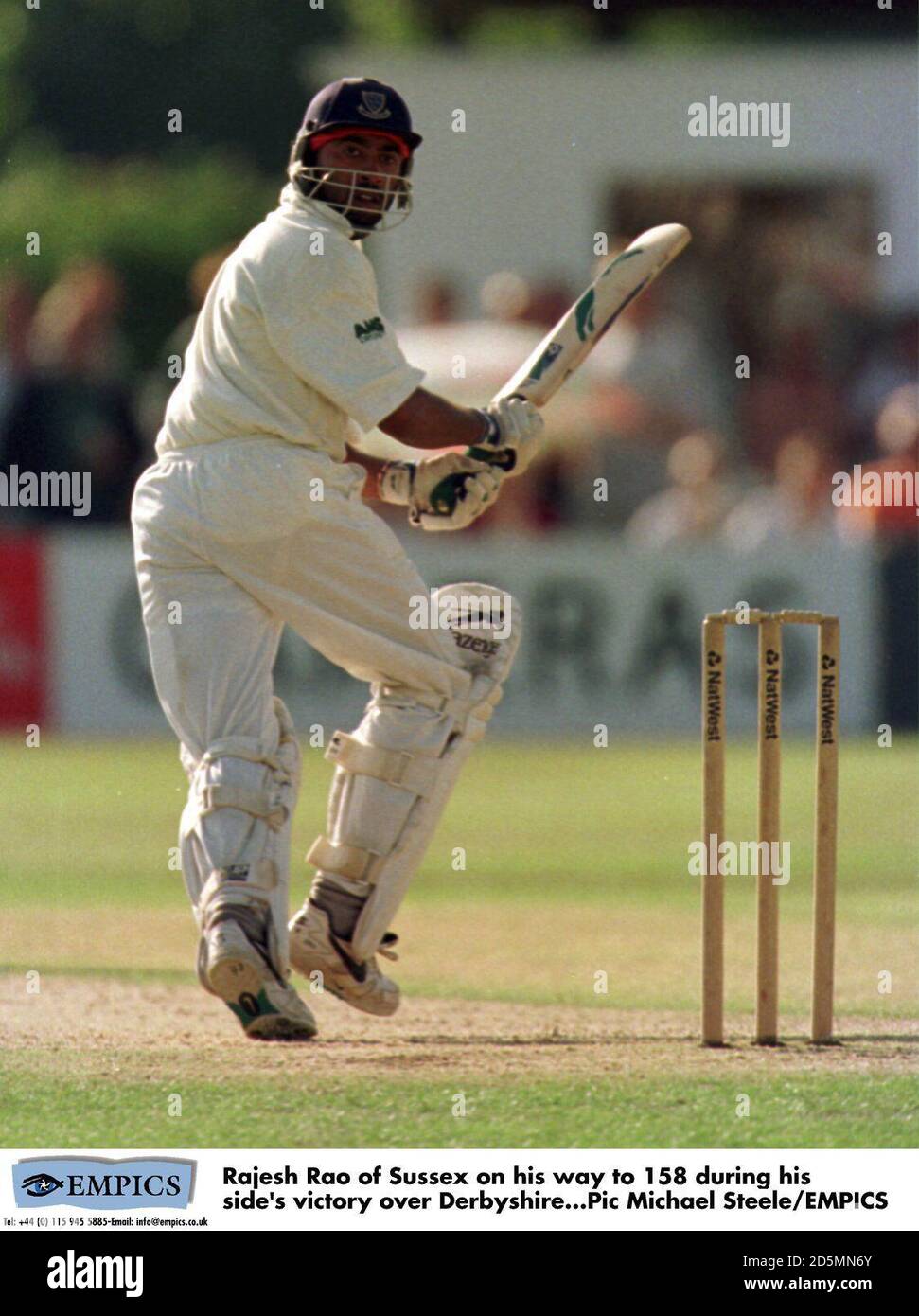 Rajesh Rao di Sussex sulla sua strada a 158 durante La vittoria di Hisrside sul Derbyshire Foto Stock