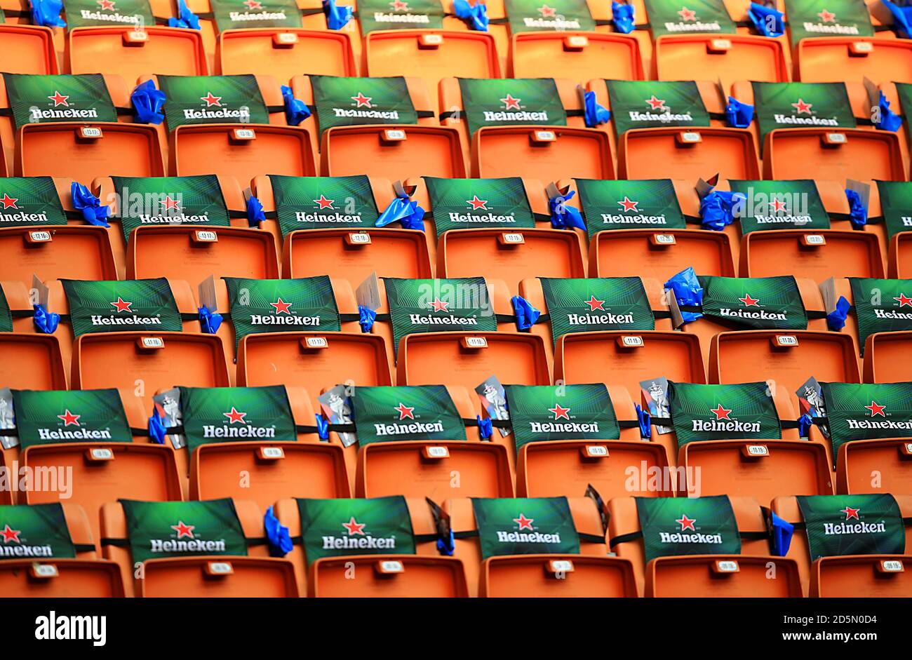 Posti a sedere con marchio Heineken al San Siro Foto Stock