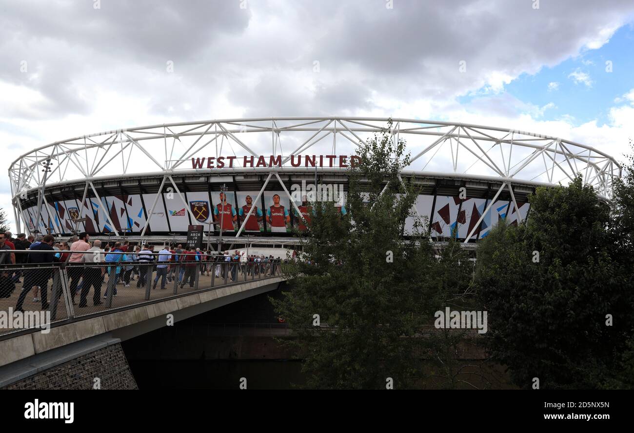 Una vista generale dello stadio di Londra davanti al gioco Foto Stock
