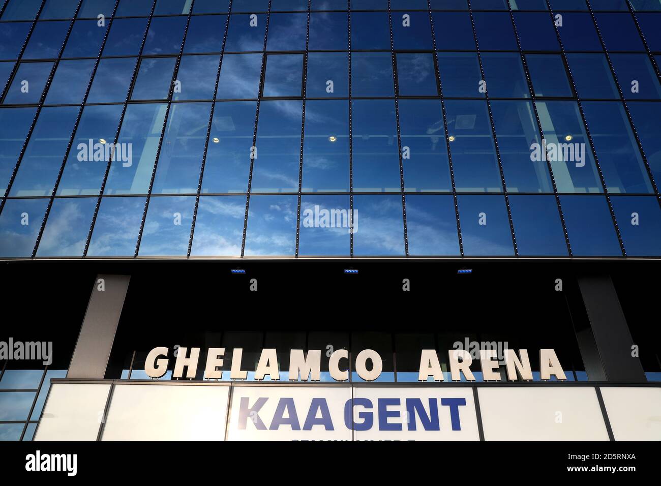 Una vista generale della Ghelamco Arena Foto Stock