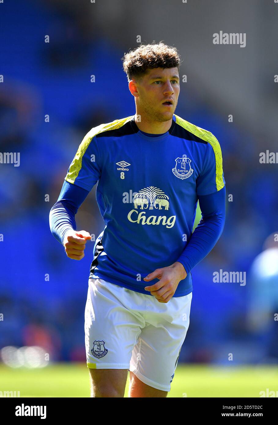 Ross Barkley di Everton si riscalda prima del calcio d'inizio Foto stock -  Alamy
