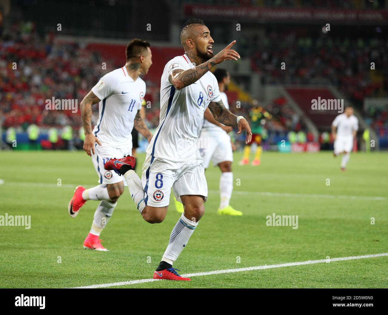 Arturo Vidal in Cile celebra il primo gol della sua parte Foto Stock