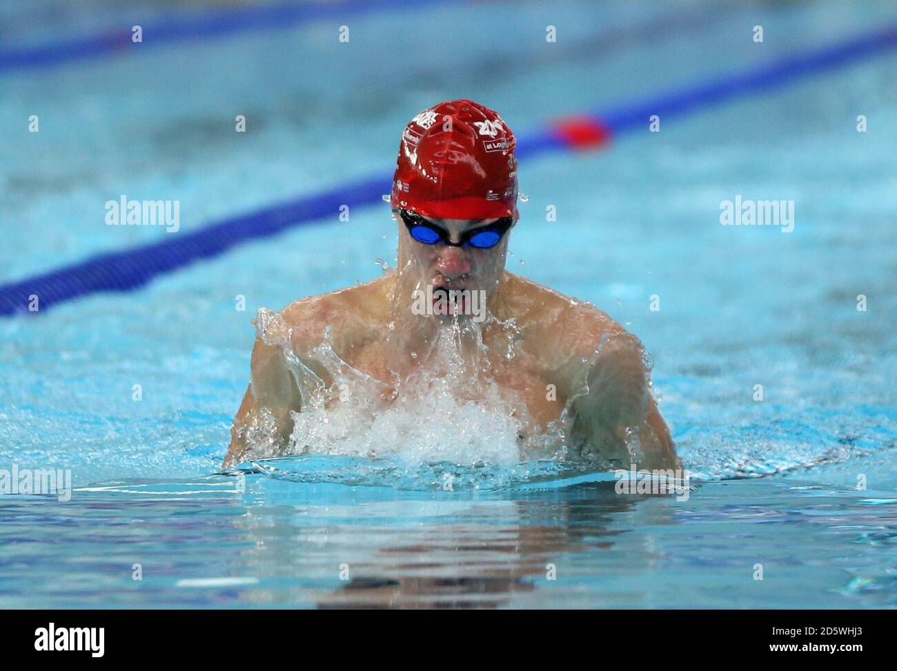 Lo stand Kyle del Galles vince il tiralatte Boys 200m nella Nuoto durante i Giochi scolastici 2017 Foto Stock