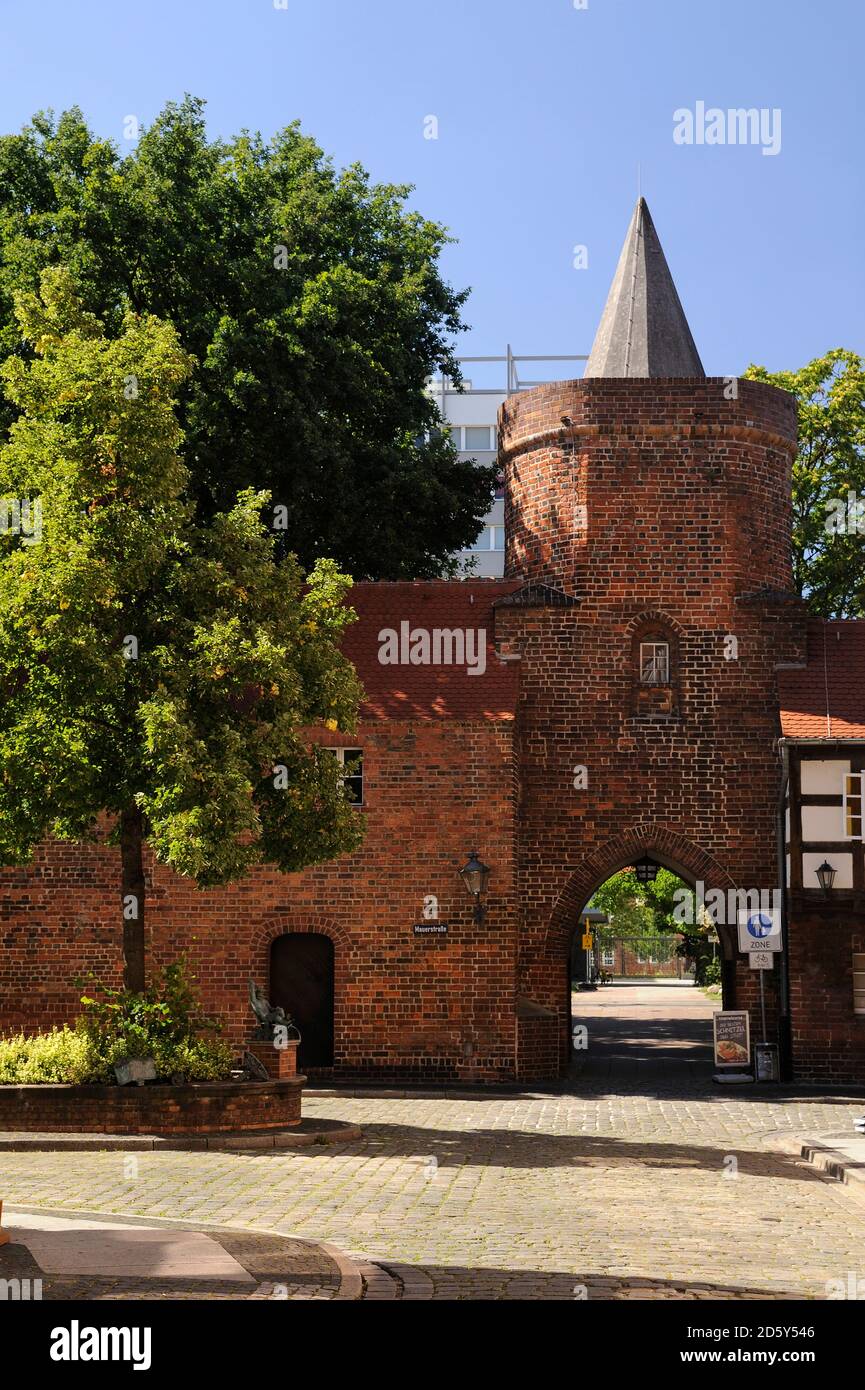 Germania, Brandeburgo, Cottbus, Lindenpforte, parte delle mura medievali della città Foto Stock