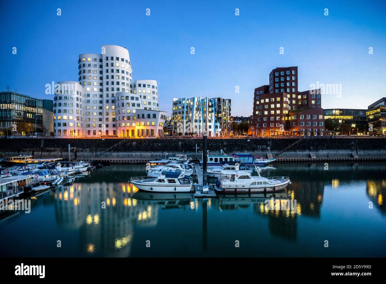 Germania, Dusseldorf, Media harboour Foto Stock