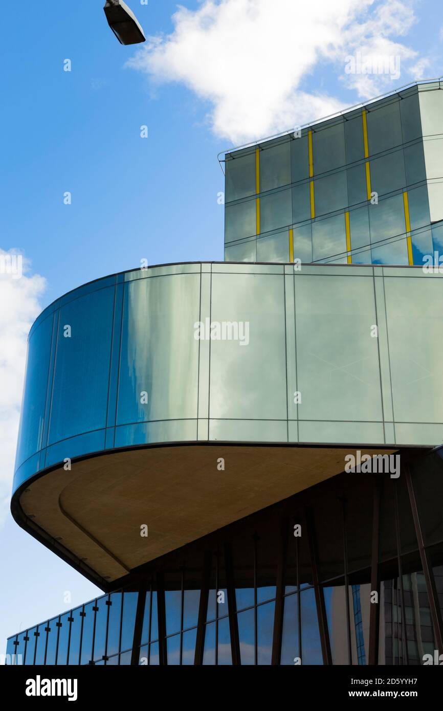 Estonia, Tallinn, facciata moderna di Hilton Hotel Foto Stock