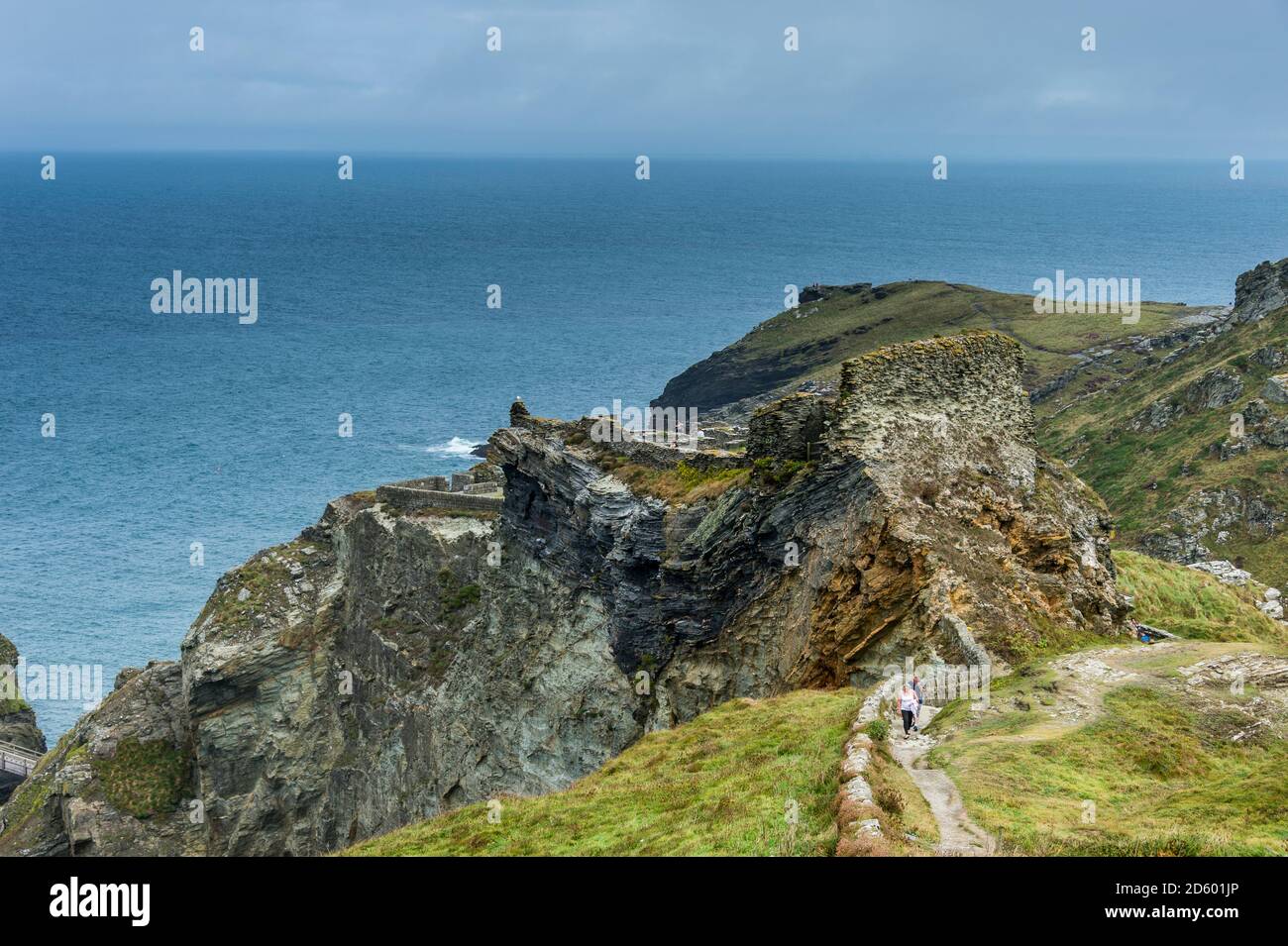 Regno Unito, Inghilterra, Cornovaglia, Castello di Tintagel sull'isola di Tintagel Foto Stock
