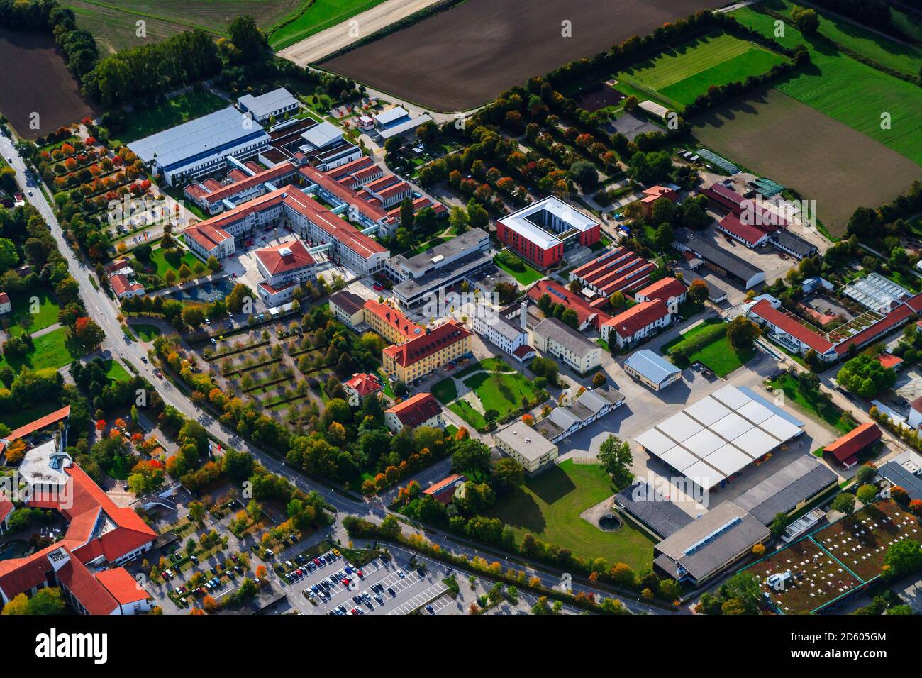 In Germania, in Baviera, vista aerea di Landshut, Schoenbrunn, accademia di Landshut Foto Stock
