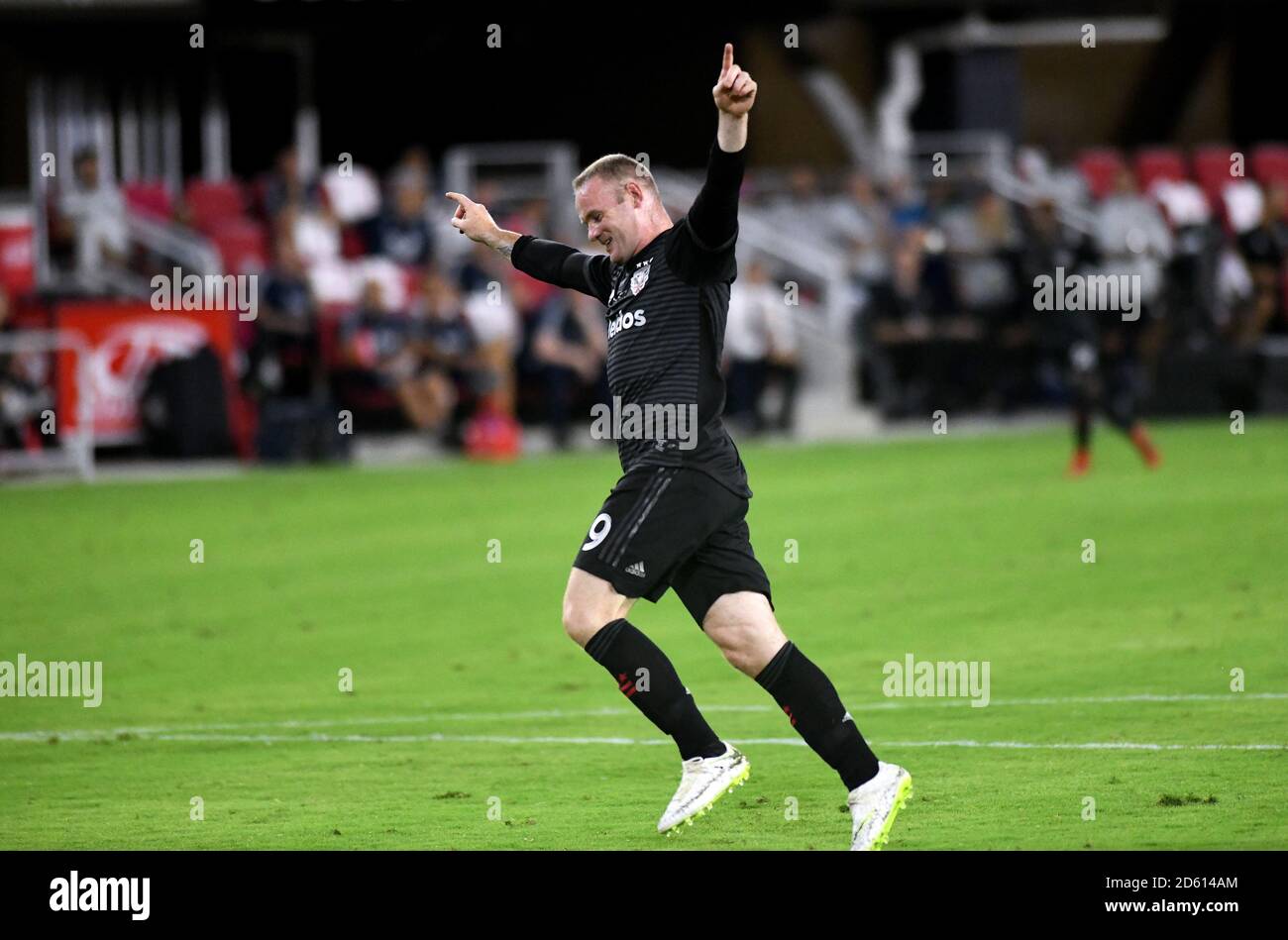 Il giocatore della DC United Wayne Rooney festeggia durante la partita di calcio della Major League tra il D.C. United e il Vancouver Whitecaps FC all'Audi Field Stadium il 14 luglio 2018 a Washington D.C. Foto Stock
