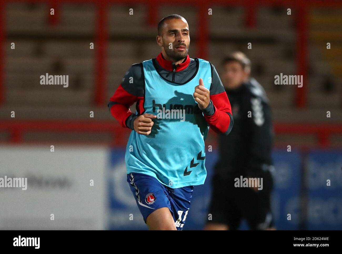 Darren Pratley di Charlton Athletic si riscalda prima della partita Foto Stock