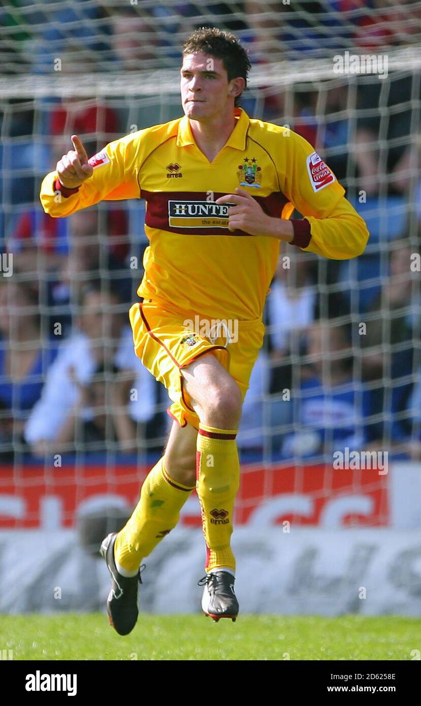 Kyle Lafferty di Burnley celebra il suo obiettivo Foto Stock