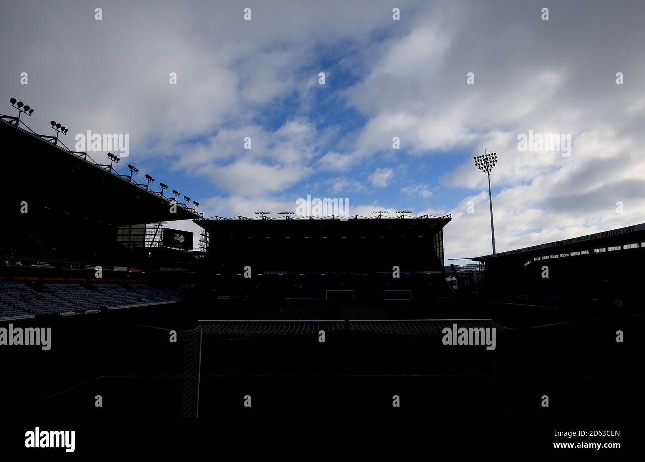 Una vista generale dello stadio Turf Moor di Burnley prima della partita della Premier League tra Burnley e Southampton. Foto Stock