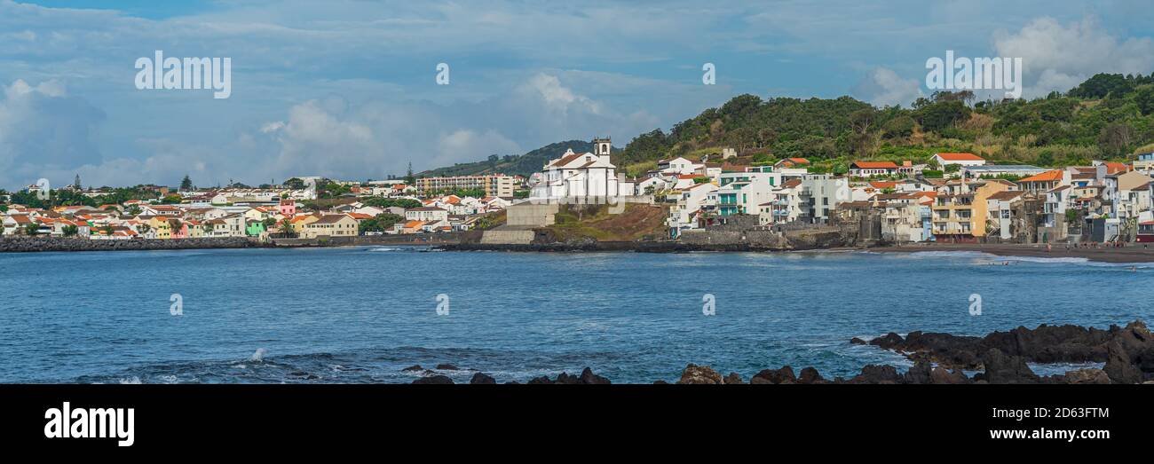 Milicias Beach, Sao Roque, Sao Miguel Island, Azzorre, Portogallo lunga spiaggia, Ponta Delgada, vista panoramica Foto Stock