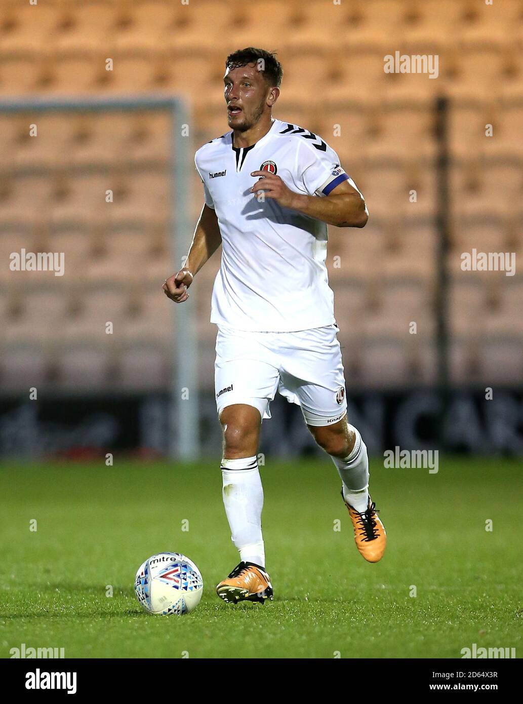 Jason Pearce di Charlton Athletic durante la partita di qualificazione della Europa League a Belle Vue, Rhyl. PREMERE ASSOCIAZIONE foto. Data immagine: Giovedì 25 luglio 2019. Vedi la storia PA CALCIO Connahs. Photo credit dovrebbe leggere: Peter Byrne/PA filo Foto Stock