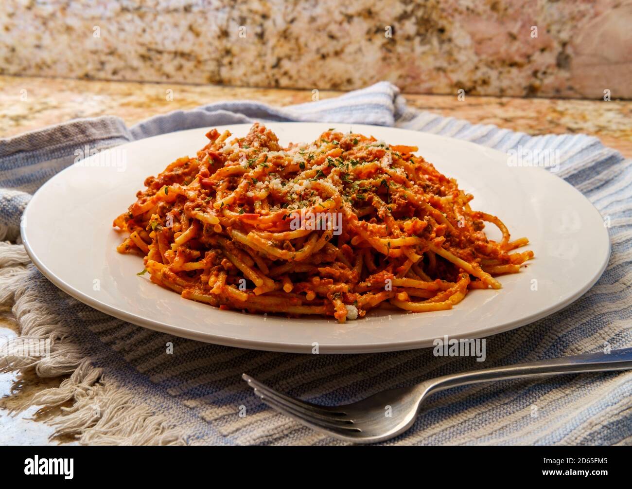 Autentica cena italiana spaghetti ragu alla bolognese Foto Stock