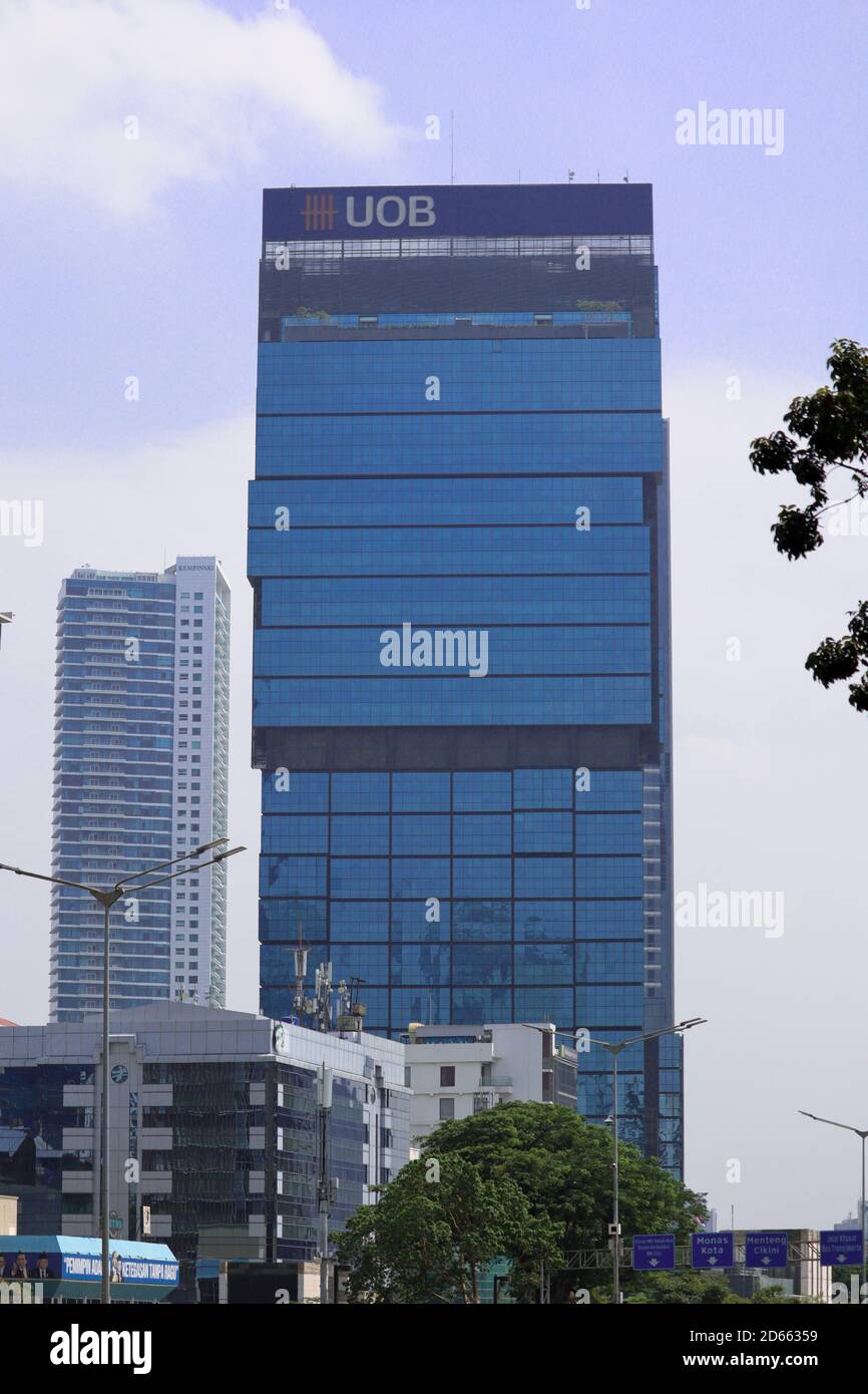 Giacarta / Indonesia - 5 settembre 2020. UOB Plaza è un edificio di uffici di grado B in affitto, situato a Jalan Thamrin, centro di Giacarta. UOB Plaza ha 9 f Foto Stock