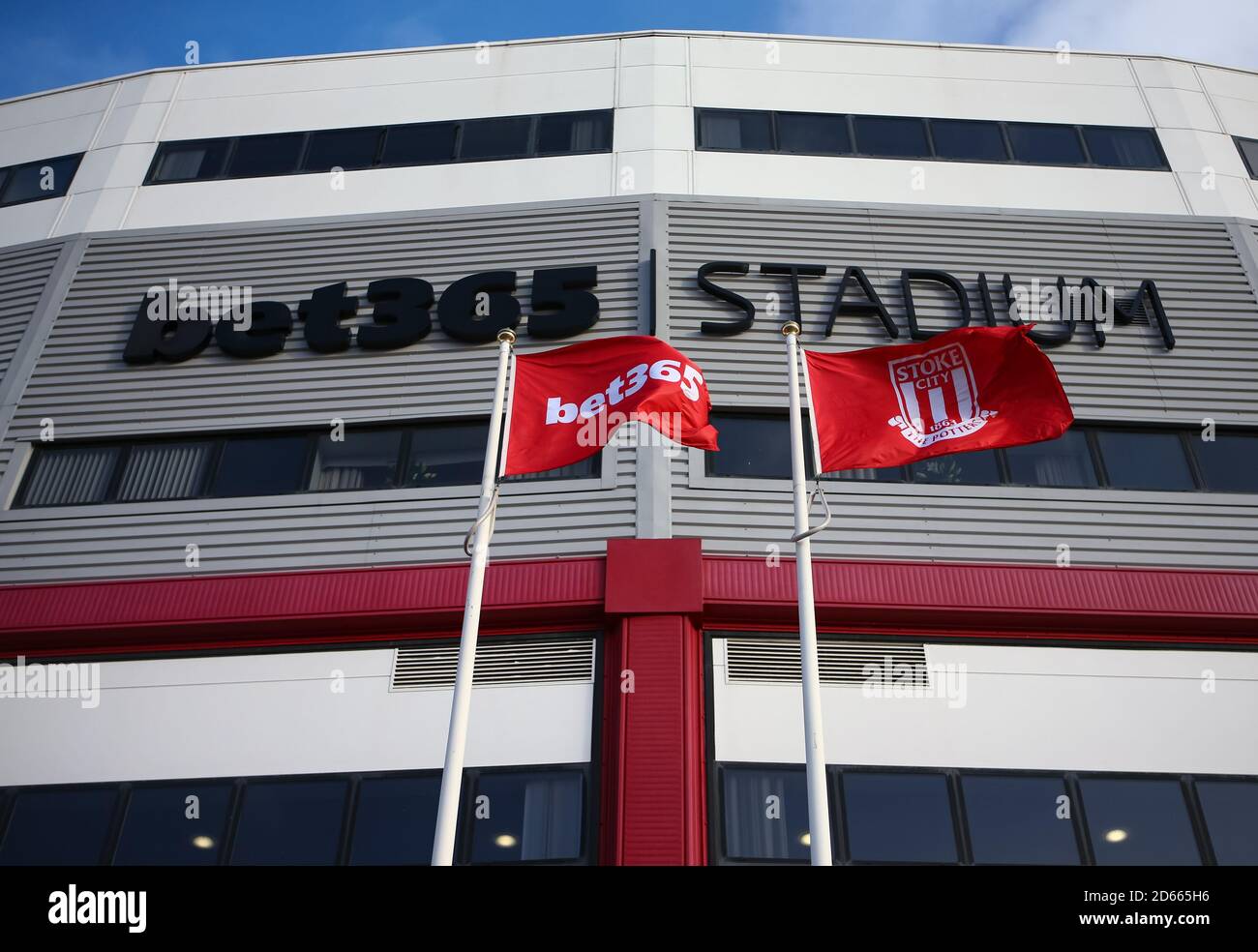Venti forti allo stadio Bet 365 Foto Stock