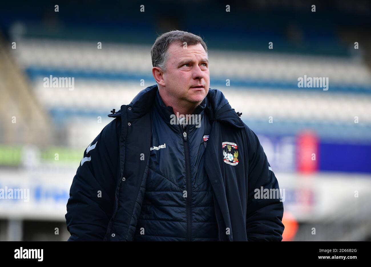 Mark Robins, direttore della città di Coventry, davanti alla partita Foto Stock