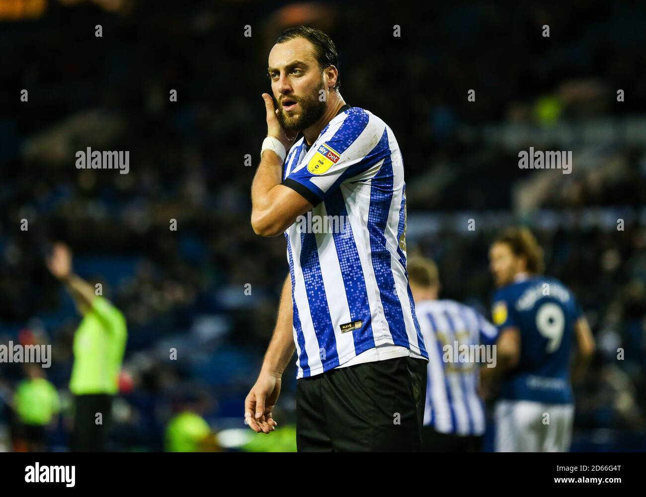 Sheffield Wednesday's ATDHE Nuhiu durante la partita Sky Bet Championship a  Hillsborough Foto stock - Alamy