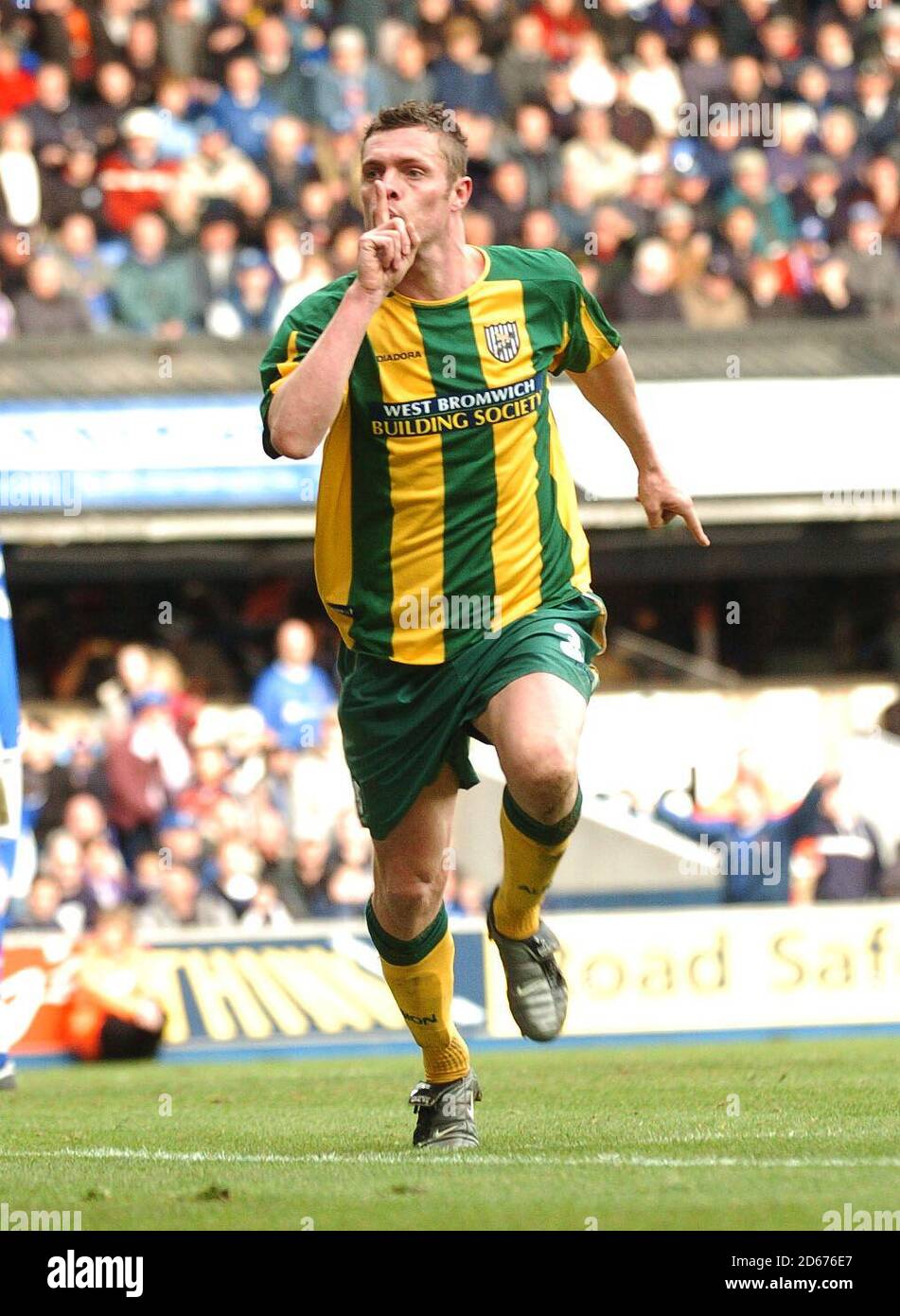 West Bromwich Albion's Geoff Horsfield celebra la vittoria Contro la città di Ipswich Foto Stock