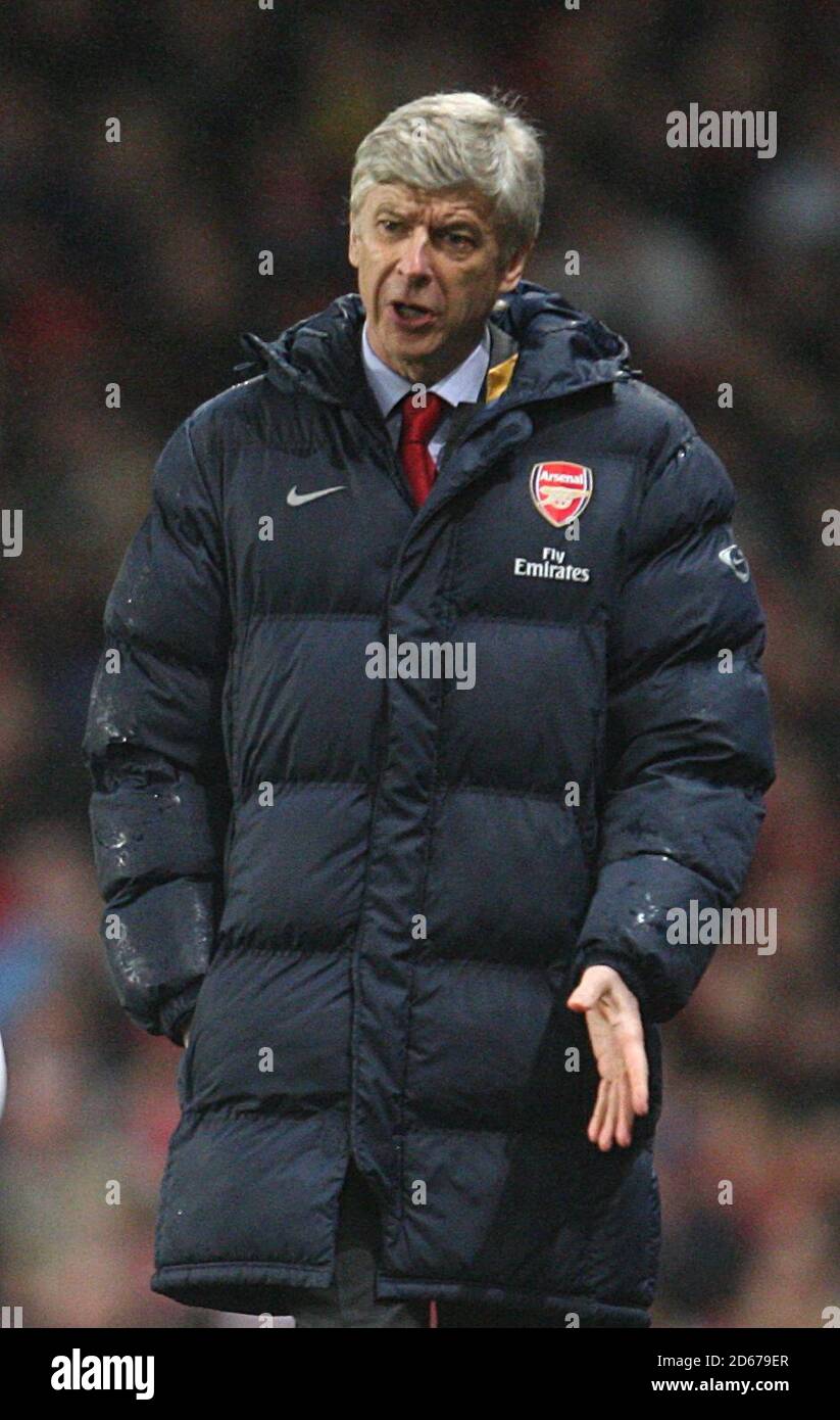 Arsenal manager Wenger sul touchline. Foto Stock