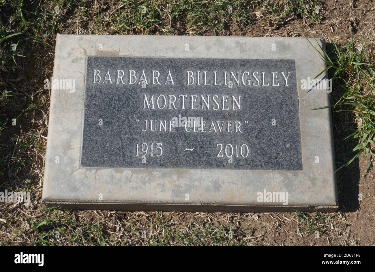 Santa Monica, California, USA 14 ottobre 2020 UNA visione generale dell'attrice Barbara Billingsley's grave al Woodlawn Cemetery il 14 ottobre 2020 a Santa Monica, California, USA. Foto di Barry King/Alamy Stock foto Foto Stock