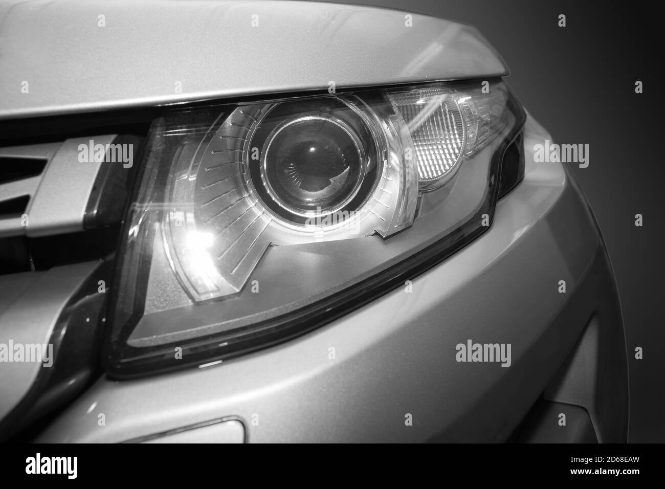 Il faro di moderne auto di prestigio closeup Foto Stock