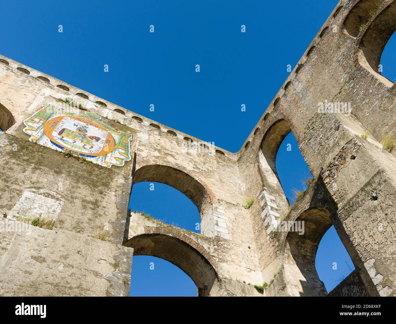 Aqueduto da Amoreira, l'acquedotto risalente al XVI e XVII secolo. Elvas nell'Alentejo vicino al confine con la spagna. Elvas è elencato come un Foto Stock