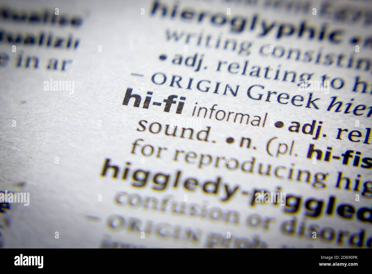 Parola o frase Hi-Fi in un dizionario Foto Stock