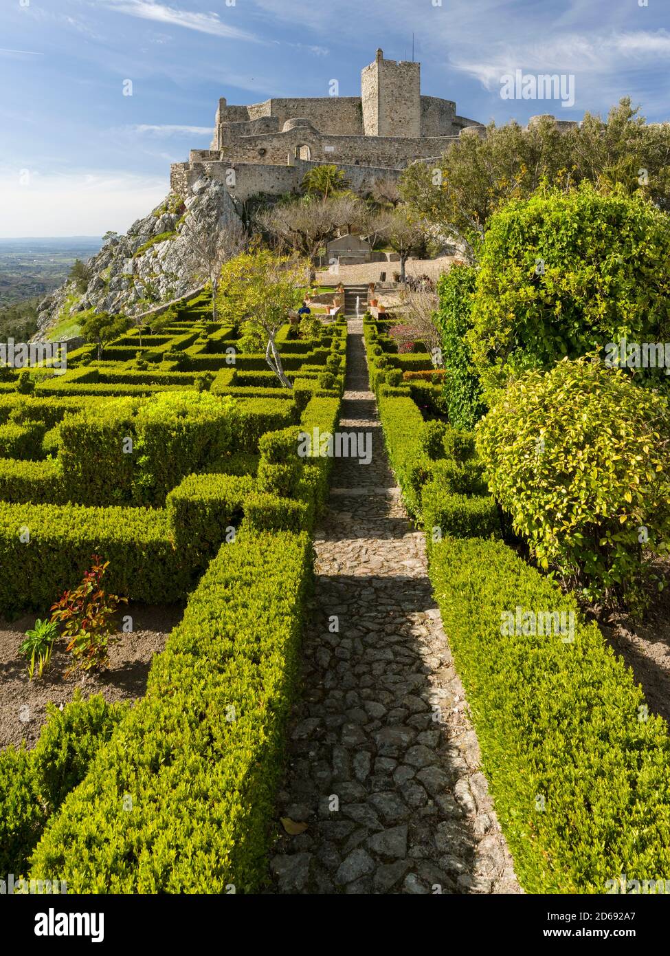 Il castello risalente ai tempi di moresco nel medioevo. Marvao un famoso medievale villaggio di montagna e attrazioni turistiche nella regione di Alentejo. Europa Foto Stock