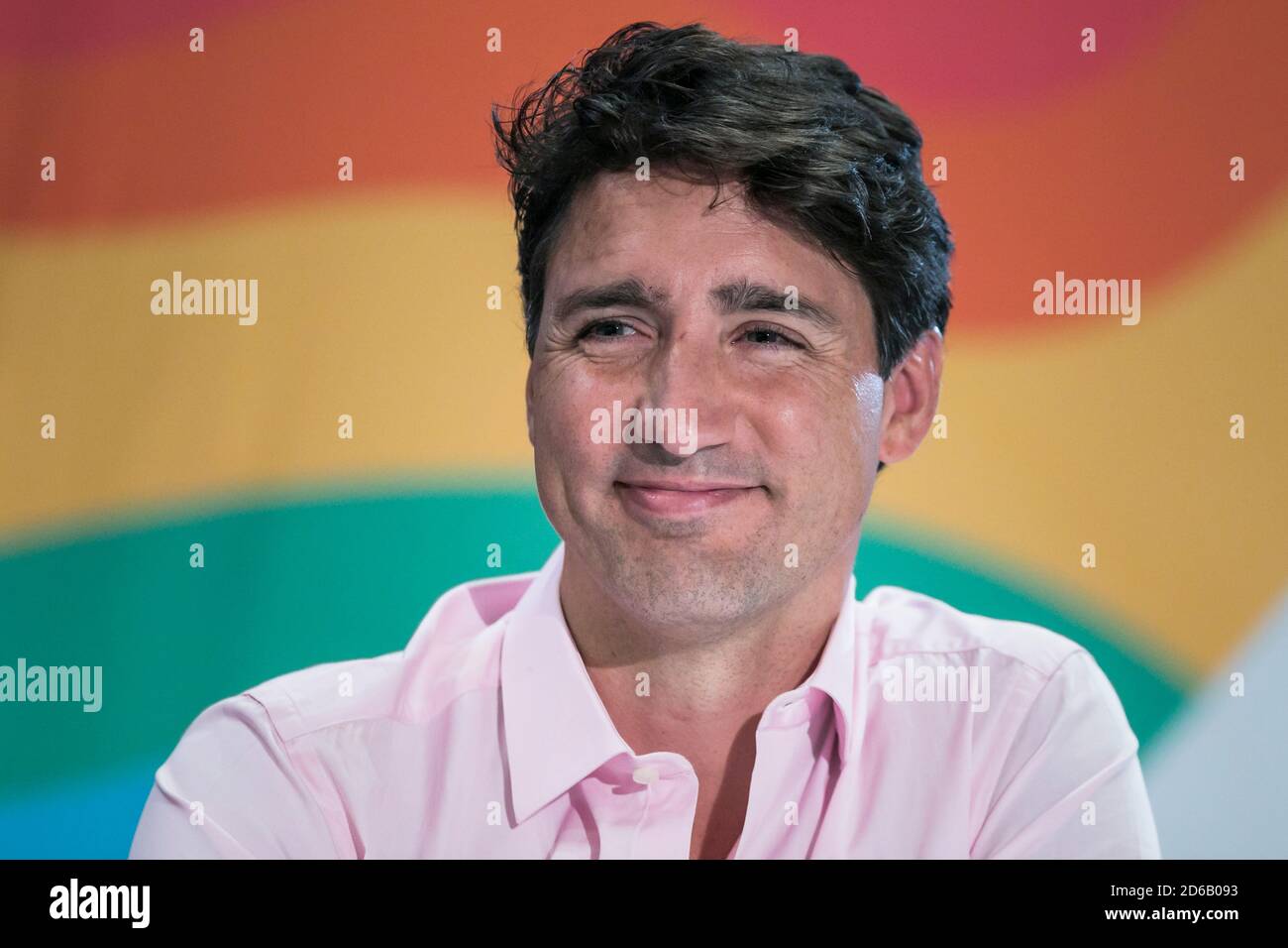 Il primo ministro del Canada Justin Trudeau sorride durante un evento di stampa Pride Parade a Montreal, Quebec, Canada, domenica 19 agosto 2018. Foto Stock