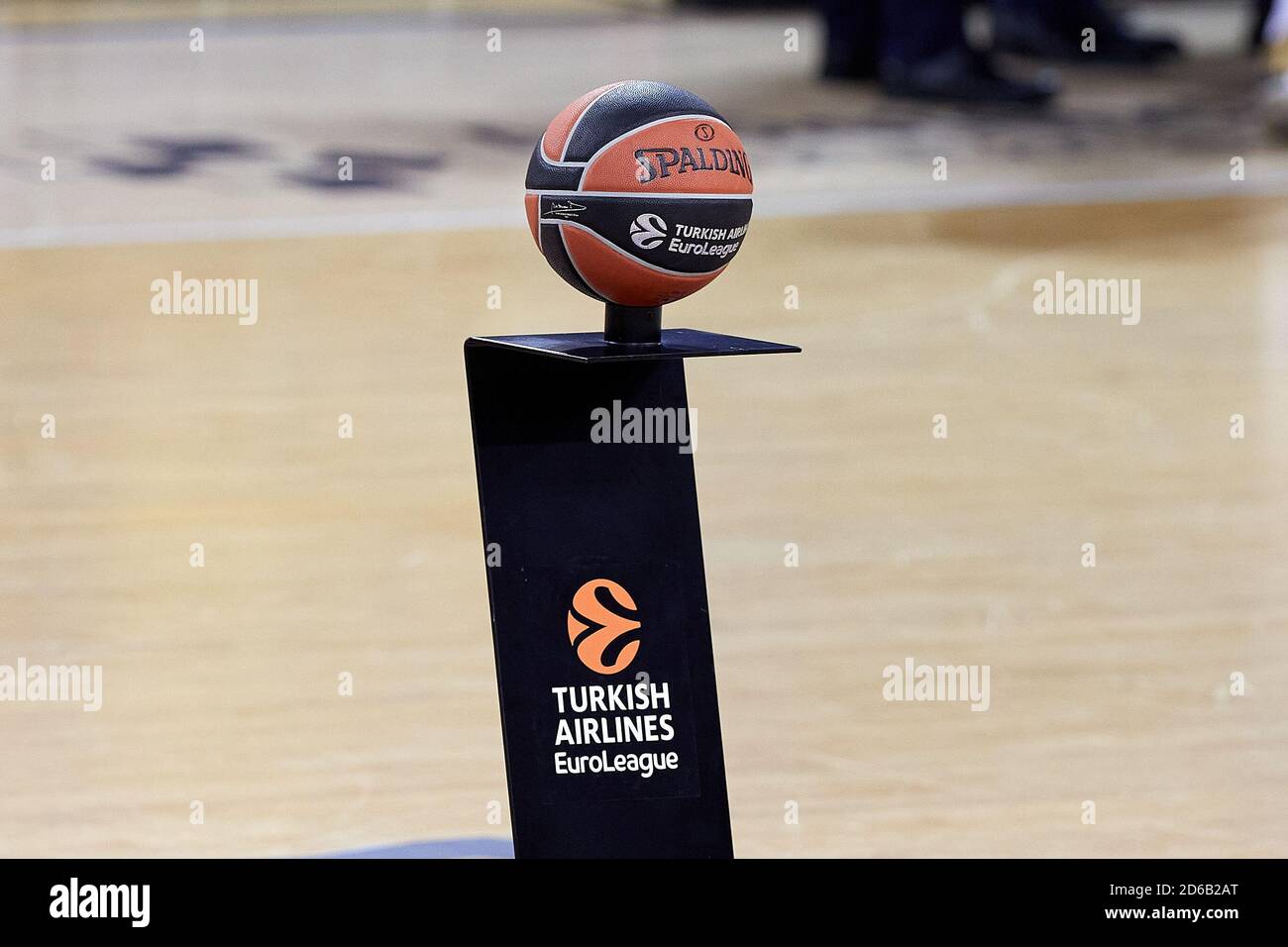 Barcellona, Spagna. 15 Ott 2020. Palla durante la partita della Turkish Airlines Eurolega tra FC Barcelona e Panathinaikos a Palau Blaugrana il 15 ottobre 2020 a Barcellona, Spagna. Credit: Dax Images/Alamy Live News Foto Stock