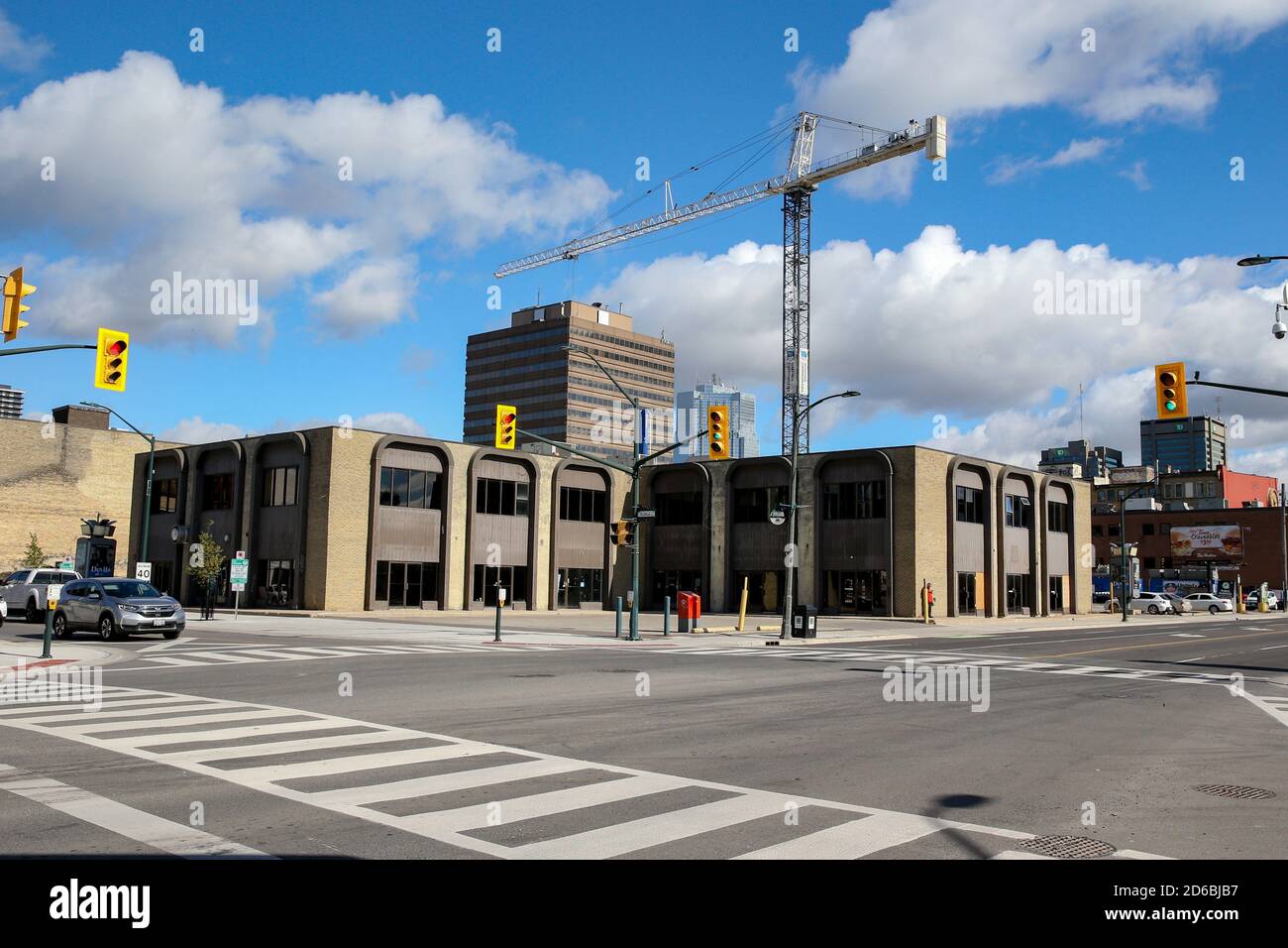 8 ottobre 2020, Londra Ontario Canada Farhi edificio all'angolo di Talbot e York da prendere in giù. Foto Stock